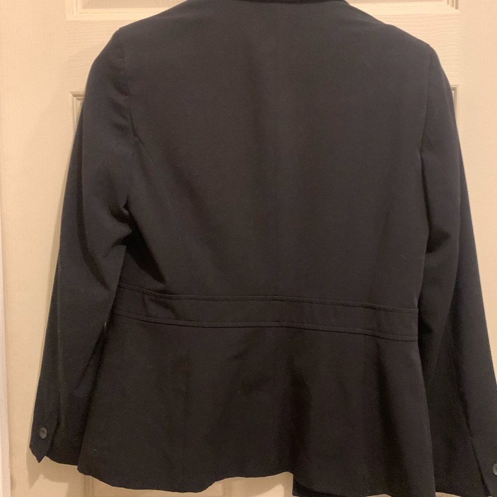 Nine & Company Black Blazer – Size 4 | Lined Classic Career Jacket - Picture 4 of 8